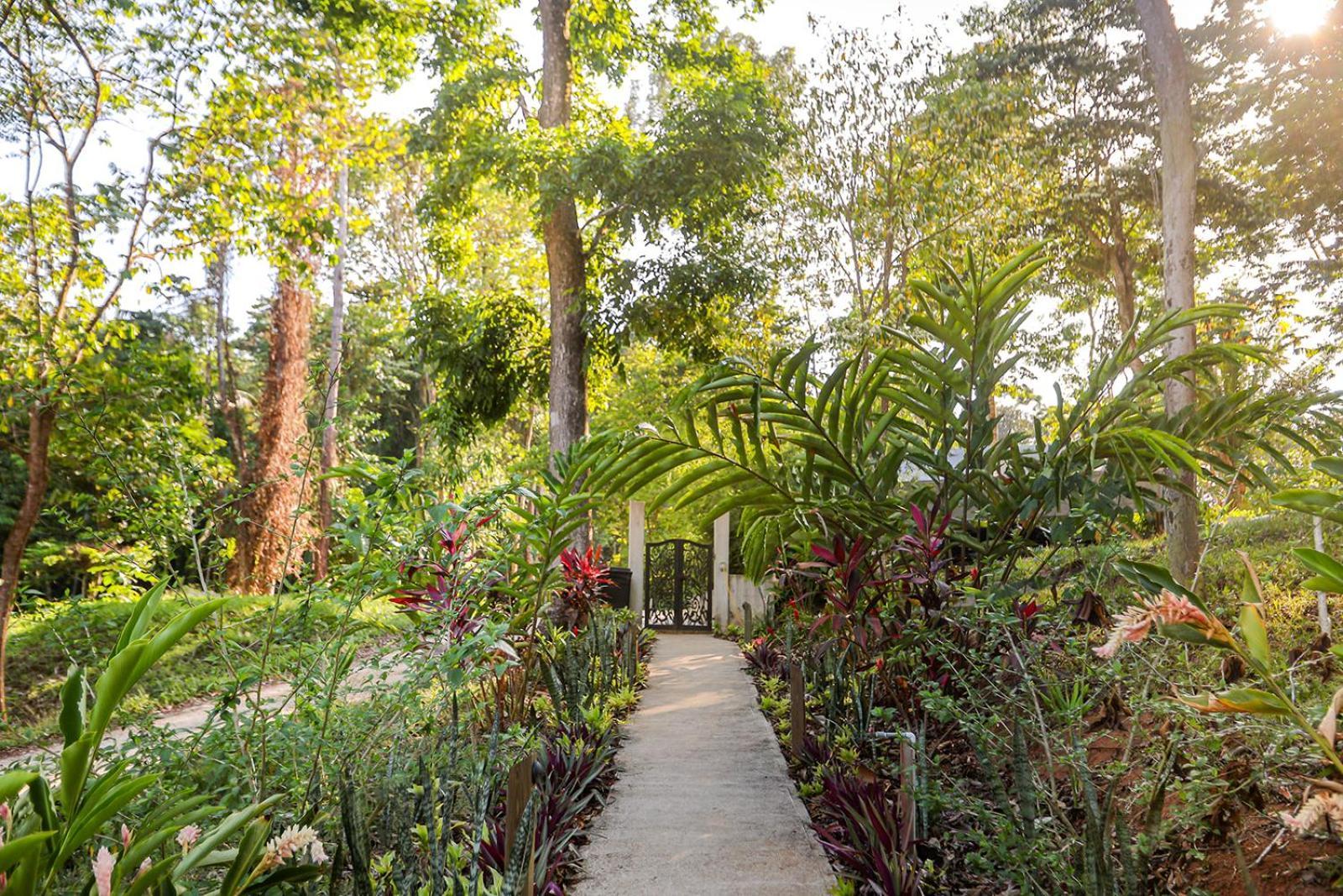 Sattva Land Belmopan Exterior foto